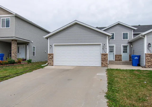 Townhouse for sale at 5913 58th Avenue S, Fargo, ND 58104 | MLS# 7147230