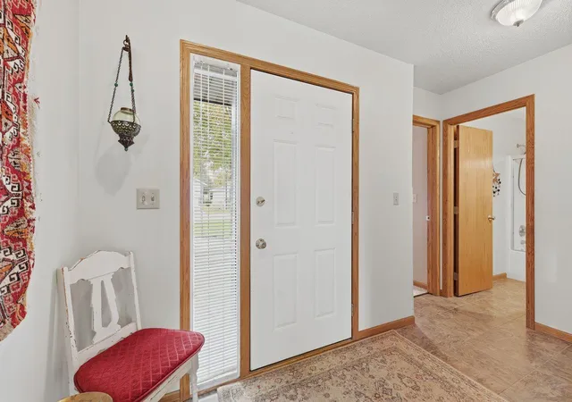 Photo 3 of Single family home for sale at 919 Willow Grv Cir, Waite Park, MN 56387 | MLS# 7147235 | Listing updated on 2026-10-07