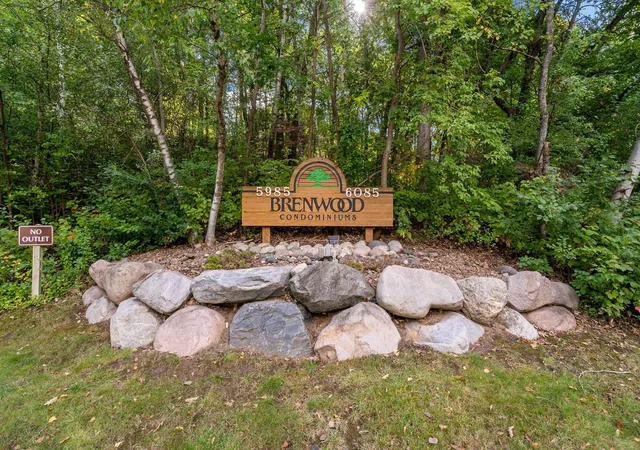 Condo for sale at 5985 Rowland Rd #308, Hopkins, MN 55343 | MLS# 7147254