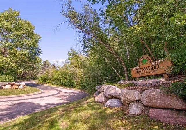 Photo 1 of Condo for sale at 5985 Rowland Rd #308, Hopkins, MN 55343 | MLS# 7147254 | Listing updated on 2026-10-03