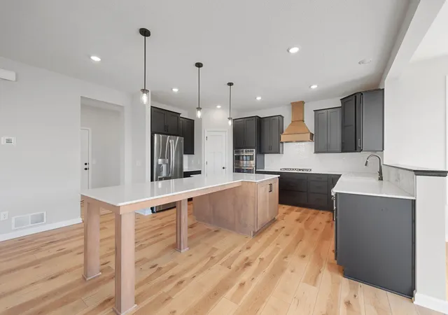 Photo 3 of Single family home for sale at 1015 Legacy Dr, Delano, MN 55328 | MLS# 7147255 | Listing updated on 2026-09-22