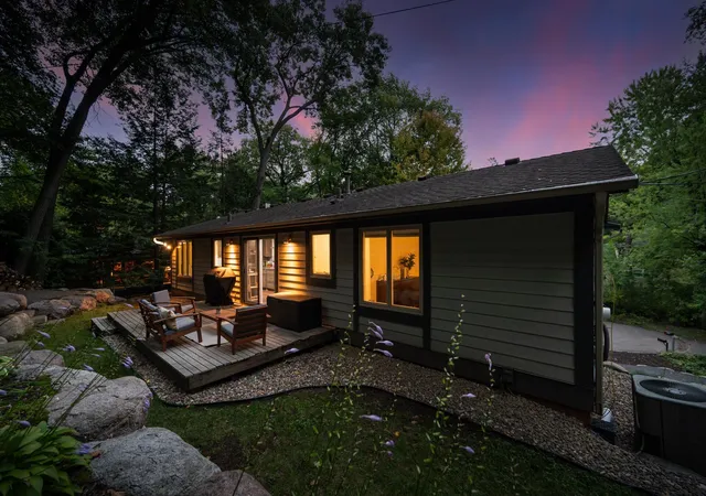 Photo 1 of Single family home for sale at 2222 Black Oak Dr, Hopkins, MN 55305 | MLS# 7147279 | Listing updated on 2026-10-07