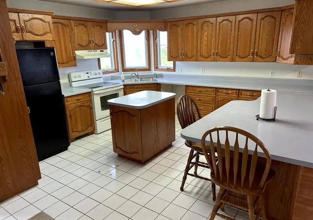 Photo 4 of Single family home for sale at 405 Harvest Ave, Devils Lake, ND 58301 | MLS# 7147282 | Listing updated on 2026-09-26