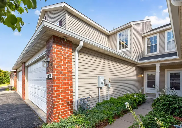 Photo 2 of Single family home for sale at 16875 90th Court N, Maple Grove, MN 55311 | MLS# 7147303 | Listing updated on 2026-09-25