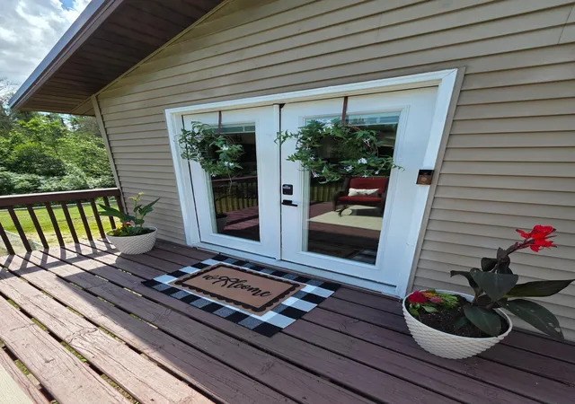 Photo 3 of Single family home for sale at 39859 County Rd 63, Cohasset, MN 55721 | MLS# 7147308 | Listing updated on 2026-10-07