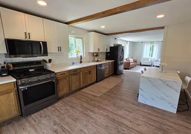 Photo 4 of Single family home for sale at 39859 County Rd 63, Cohasset, MN 55721 | MLS# 7147308 | Listing updated on 2026-10-07
