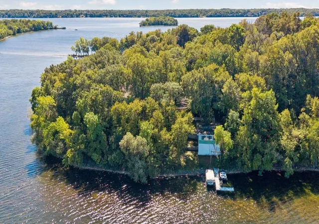Photo 1 of Single family home for sale at 15376 Crestland Rd, Paynesville, MN 56362 | MLS# 7147316 | Listing updated on 2026-09-21