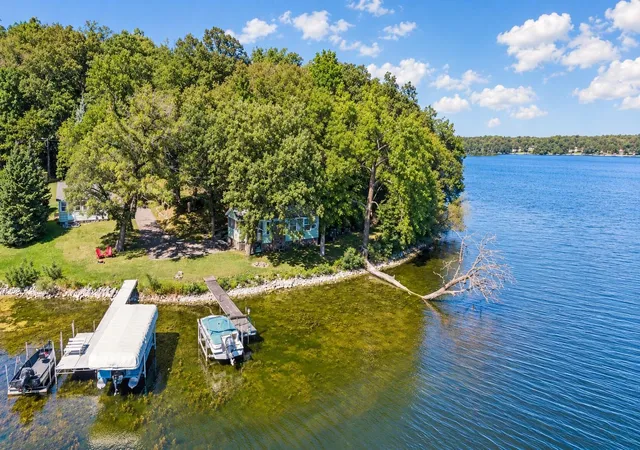 Photo 2 of Single family home for sale at 15376 Crestland Rd, Paynesville, MN 56362 | MLS# 7147316 | Listing updated on 2026-09-21