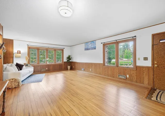 Photo 3 of Single family home for sale at 1436 E Old Shakopee Rd, Minneapolis, MN 55425 | MLS# 7147322 | Listing updated on 2026-10-04