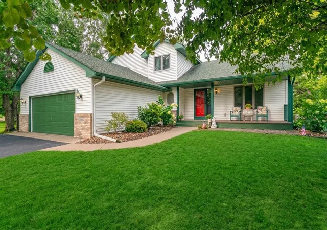 Photo 3 of Single family home for sale at 9463 Naughtor Ave Ne, Elk River, MN 55330 | MLS# 7147327 | Listing updated on 2026-09-30