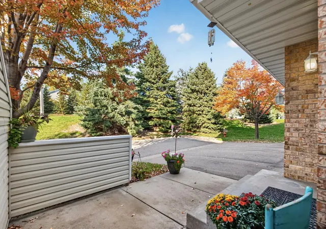 Photo 3 of Single family home for sale at 6203 Courtly Rd #D, Saint Paul, MN 55125 | MLS# 7147339 | Listing updated on 2026-10-10