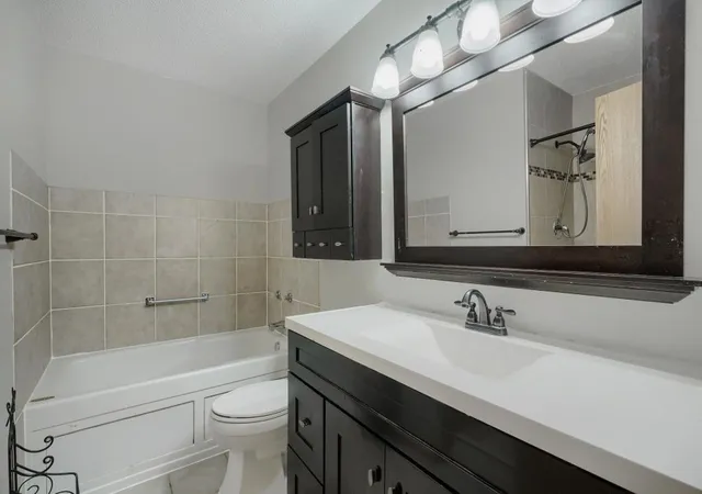 Photo 4 of Single family home for sale at 402 Lady Slipper Ave NE, New Prague, MN 56071 | MLS# 7147360 | Listing updated on 2026-09-28
