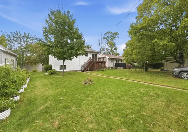 Photo 4 of Single family home for sale at 406 5th Avenue N, Sauk Rapids, MN 56379 | MLS# 7147372 | Listing updated on 2026-10-06