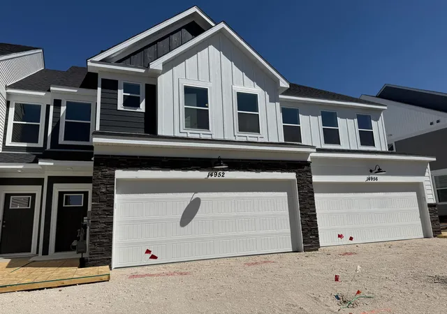 Photo 3 of Single family home for sale at 14928 Avondale View, Rosemount, MN 55068 | MLS# 7147375 | Listing updated on 2026-09-22