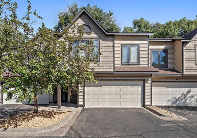 Photo 2 of Single family home for sale at 6 110th Lane Nw, Minneapolis, MN 55448 | MLS# 7147411 | Listing updated on 2026-10-02