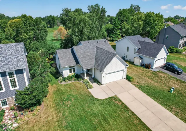 Photo 2 of Single family home for sale at 282 Cherry Hl Trl, Hamel, MN 55340 | MLS# 7147416 | Listing updated on 2026-09-24
