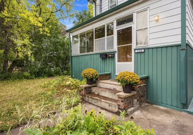 Photo 3 of Single family home for sale at 1104 7th Street N, Fargo, ND 58102 | MLS# 7147427 | Listing updated on 2026-09-22