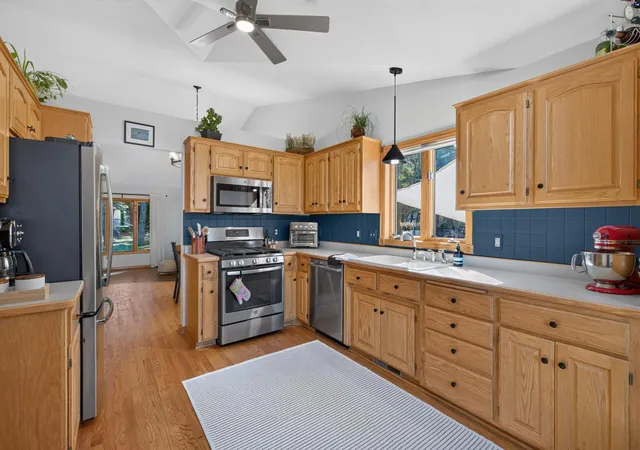 Photo 3 of Single family home for sale at 5956 Norway Pine Ct, Saint Paul, MN 55110 | MLS# 7147458 | Listing updated on 2026-10-05
