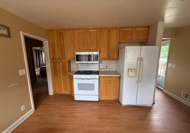 Photo 3 of Single family home for sale at 1906 4th Avenue Se, Austin, MN 55912 | MLS# 7147459 | Listing updated on 2026-10-01