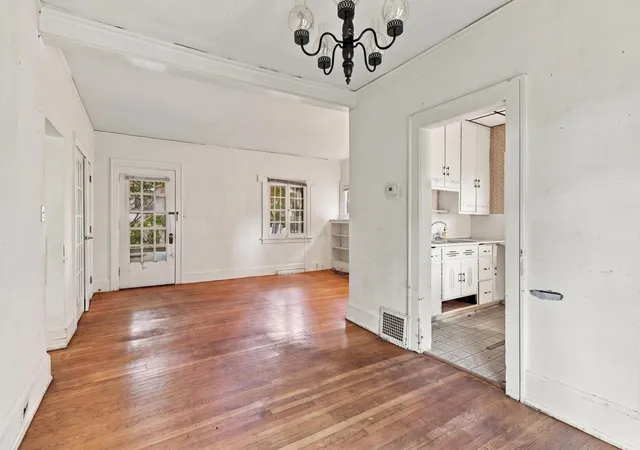 Photo 3 of Single family home for sale at 4820 Xerxes Ave S, Minneapolis, MN 55410 | MLS# 7147461 | Listing updated on 2026-10-08