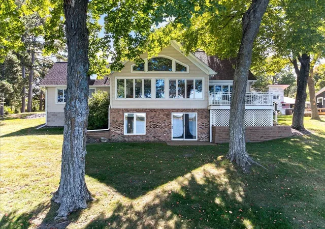 Photo 3 of Single family home for sale at 12500 Melody Ln, Lindstrom, MN 55045 | MLS# 7147463 | Listing updated on 2026-10-07