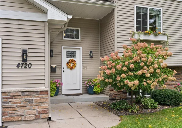 Photo 3 of Sale Pending at 4720 Georgia Ave N, Minneapolis, MN 55428 | MLS# 7147465 | Listing updated on 2026-10-12
