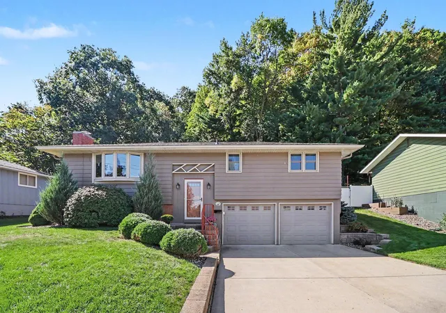 Photo 1 of Single family home for sale at 1680 Spruce Dr, Red Wing, MN 55066 | MLS# 7147476 | Listing updated on 2026-09-29