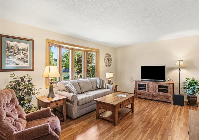 Photo 4 of Single family home for sale at 1680 Spruce Dr, Red Wing, MN 55066 | MLS# 7147476 | Listing updated on 2026-09-29