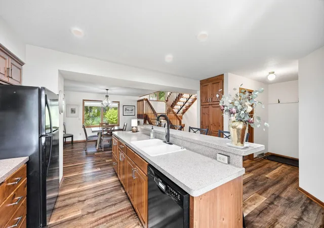 Photo 2 of Single family home for sale at 1275 Rolling Oaks Ln NW, Hutchinson, MN 55350 | MLS# 7147480 | Listing updated on 2026-10-12