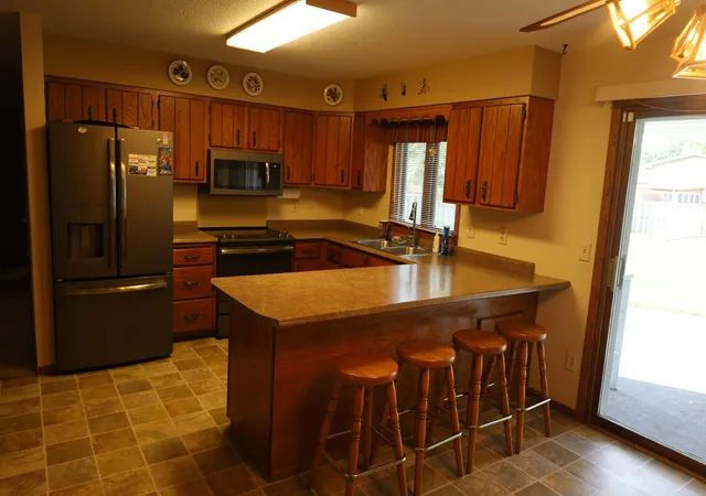 Photo 3 of Single family home for sale at 1611 6th Street N, Wahpeton, ND 58075 | MLS# 7147482 | Listing updated on 2026-10-05