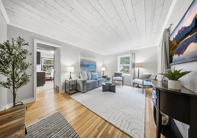 Photo 3 of Single family home for sale at 2800 Georgia Ave S, Minneapolis, MN 55426 | MLS# 7147487 | Listing updated on 2026-09-30