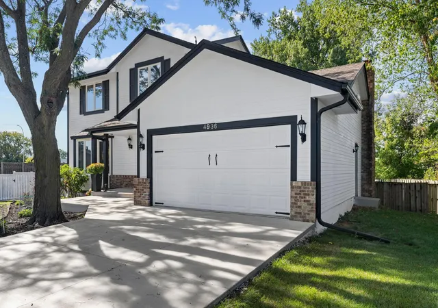 Photo 3 of Single family home for sale at 4936 Poppy Ln, Minneapolis, MN 55435 | MLS# 7147490 | Listing updated on 2026-10-07