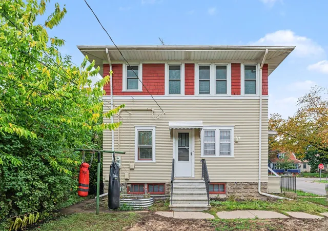 Photo 2 of Multi family home for sale at 595 Syndicate St N, Saint Paul, MN 55104 | MLS# 7147492 | Listing updated on 2026-10-06