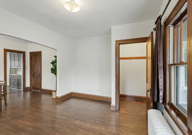 Listing Photo 4 - Condo for sale in building located at 595 Syndicate St N, Saint Paul, MN 55104