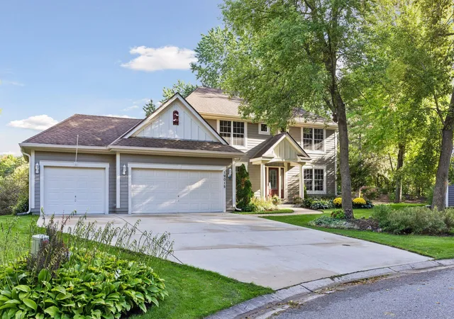 Photo 1 of Single family home for sale at 19015 31st Avenue N, Minneapolis, MN 55447 | MLS# 7147495 | Listing updated on 2026-10-07
