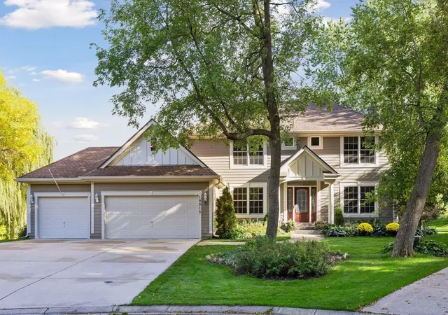 Photo 3 of Single family home for sale at 19015 31st Avenue N, Minneapolis, MN 55447 | MLS# 7147495 | Listing updated on 2026-10-07