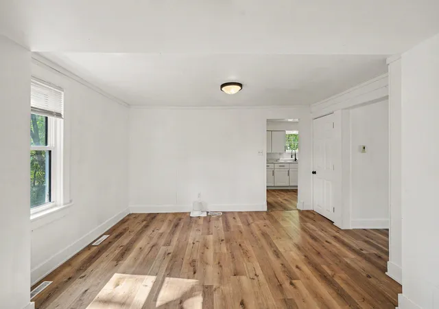 Photo 4 of Single family home for sale at 1170 Stoughton Ave, Chaska, MN 55318 | MLS# 7147518 | Listing updated on 2026-09-28