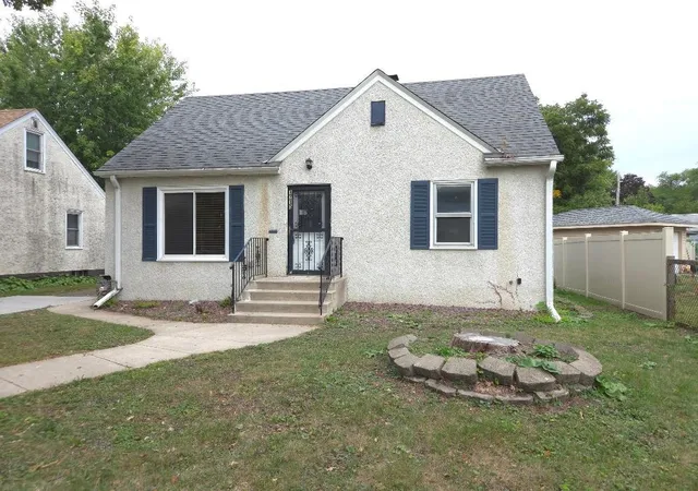 Photo 1 of Sale Pending at 1715 Race St, Saint Paul, MN 55116 | MLS# 7147530 | Listing updated on 2026-10-13