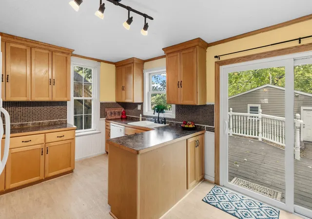 Photo 3 of Single family home for sale at 2697 8th Avenue E, Saint Paul, MN 55109 | MLS# 7147538 | Listing updated on 2026-10-05