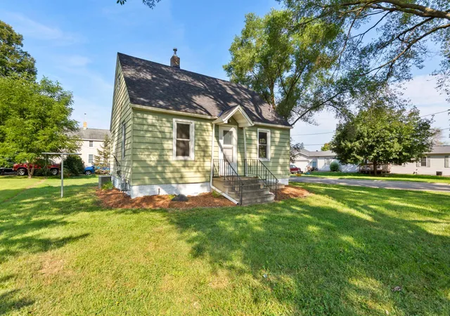 Single family home for sale at 2210 2nd Avenue NW, Faribault, MN 55021 | MLS# 7147539