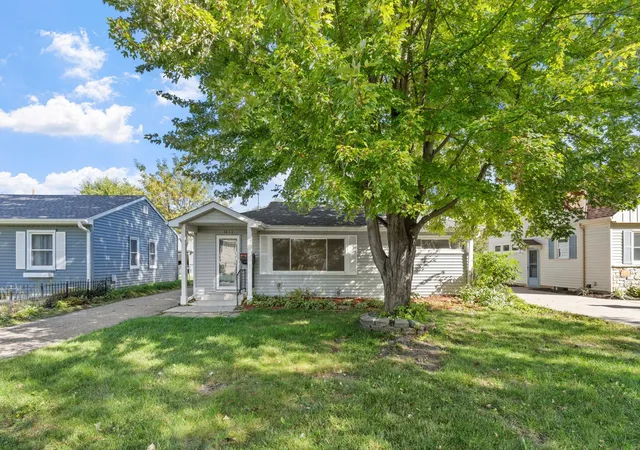 Single family home for sale at 3413 Boone Ave S, Minneapolis, MN 55426 | MLS# 7147549
