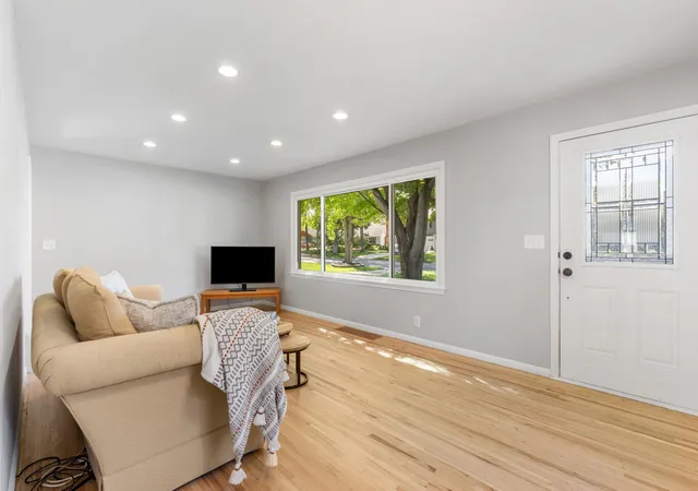 Photo 2 of Single family home for sale at 3413 Boone Ave S, Minneapolis, MN 55426 | MLS# 7147549 | Listing updated on 2026-10-09