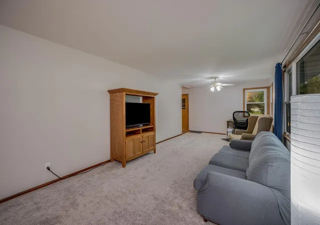 Photo 4 of Single family home for sale at 1023 Day St, Fairmont, MN 56031 | MLS# 7147554 | Listing updated on 2026-09-22