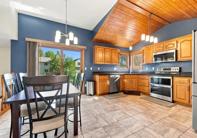 Photo 4 of Single family home for sale at 490 Hawthorn Rd, Circle Pines, MN 55014 | MLS# 7147561 | Listing updated on 2026-10-03
