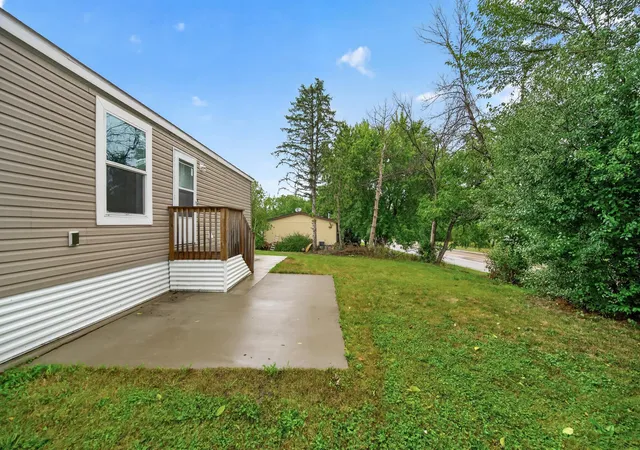 Photo 2 of Single family home for sale at 14750 W Burnsville Pkwy #211, Burnsville, MN 55306 | MLS# 7147562 | Listing updated on 2026-09-23