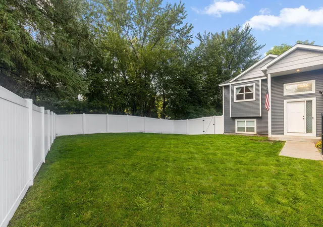 Photo 3 of Sale Pending at 111 3rd Avenue Sw, Isanti, MN 55040 | MLS# 7147577 | Listing updated on 2026-09-26