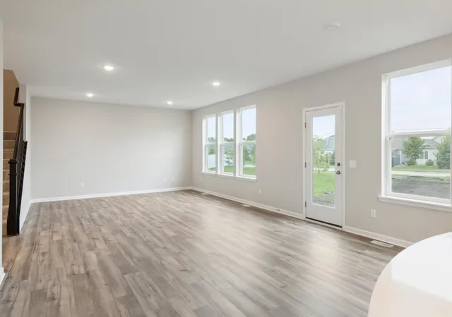 Photo 4 of Single family home for sale at 6011 Goodview Ave S, Cottage Grove, MN 55016 | MLS# 7147578 | Listing updated on 2026-10-01