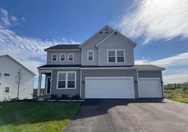 Photo 2 of Sale Pending at 6307 Highland Hills Ave S, Cottage Grove, MN 55016 | MLS# 7147580 | Listing updated on 2026-10-08