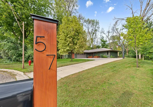 Photo 3 of Single family home for sale at 57 Fairway Pl, Owatonna, MN 55060 | MLS# 7147594 | Listing updated on 2026-09-28