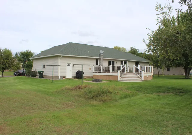 Photo 3 of Single family home for sale at 705 Eagle Dr SW, Melrose, MN 56352 | MLS# 7147598 | Listing updated on 2026-09-30